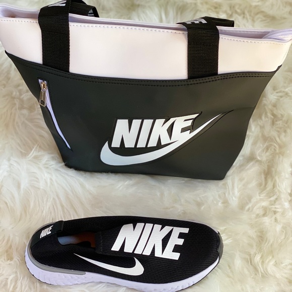 Nike Sets - Picture 6 of 7